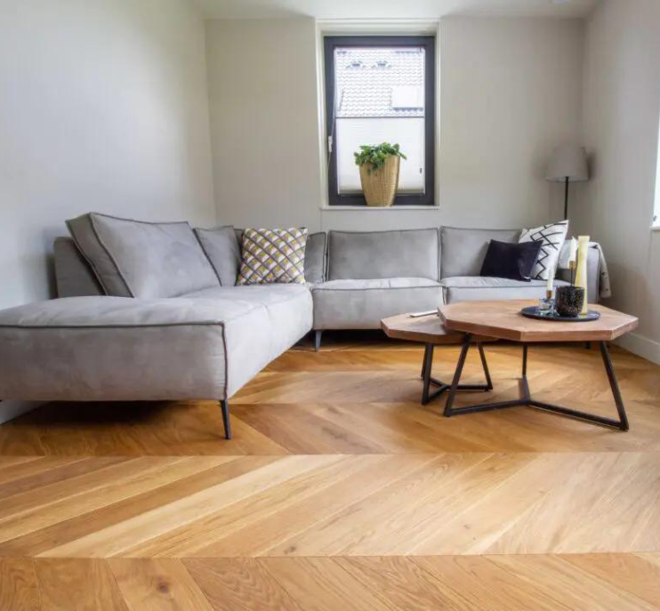Duoplank eiken Hongaarse punt houten vloer bij Vloeren Studio Duiven